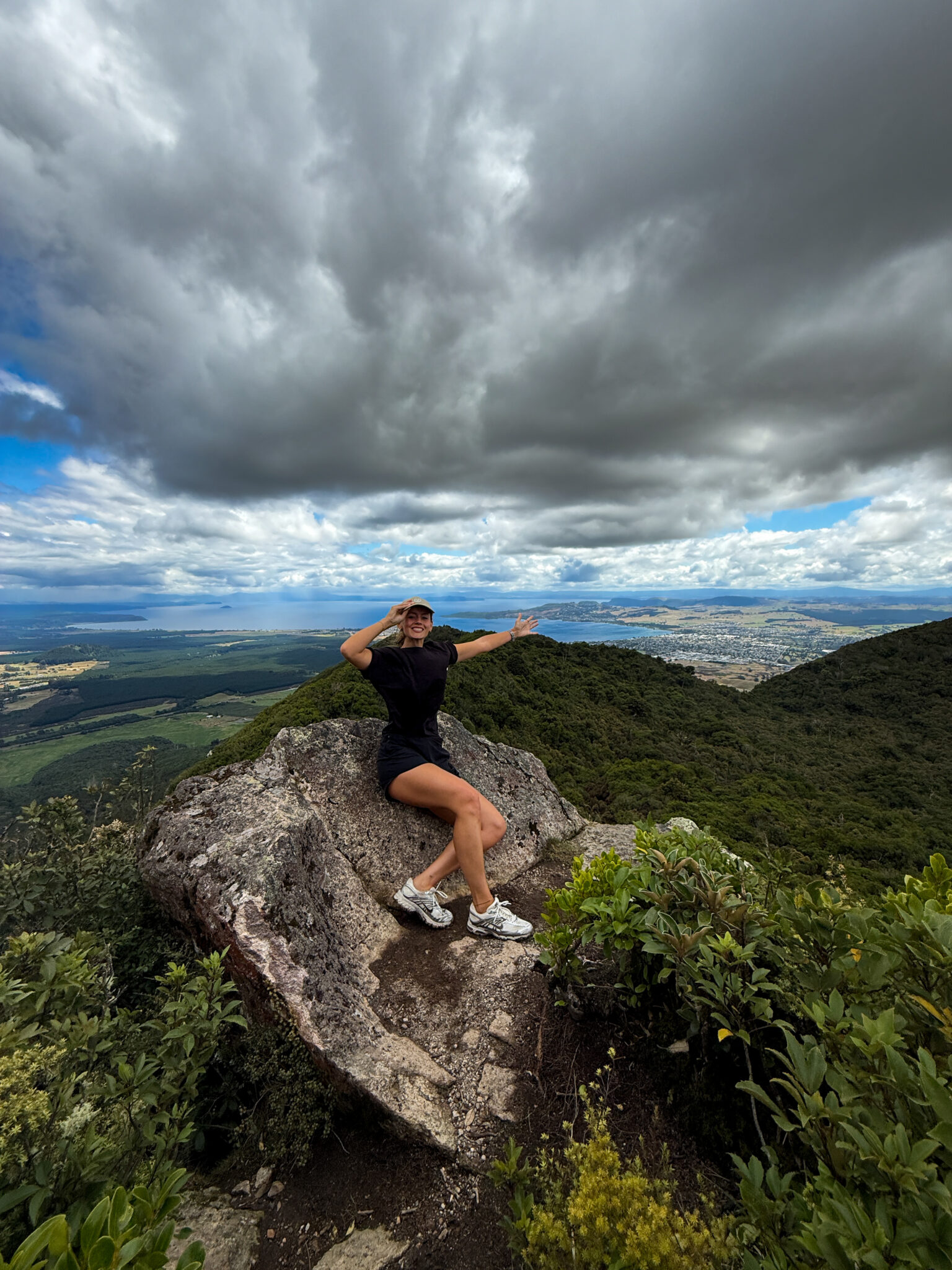 Hiking Mount Tauhara in NZ