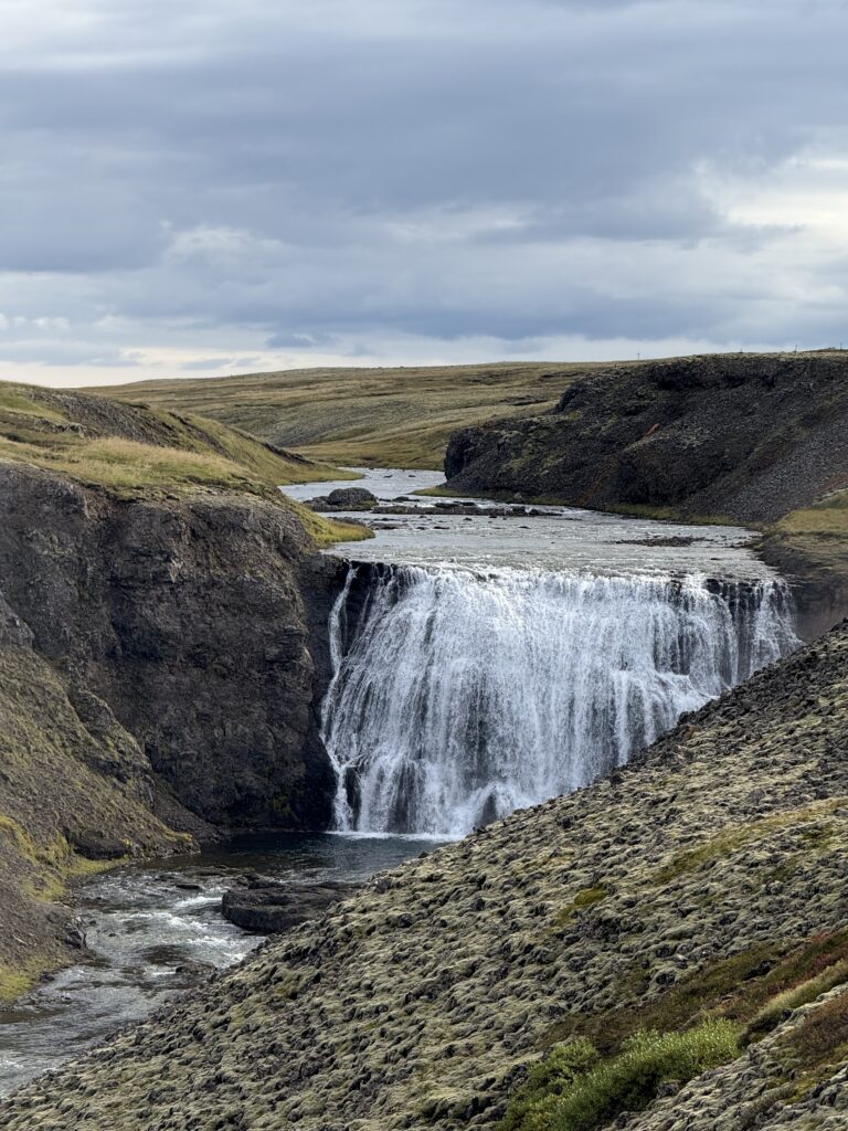 Wanderistic - Thorufoss